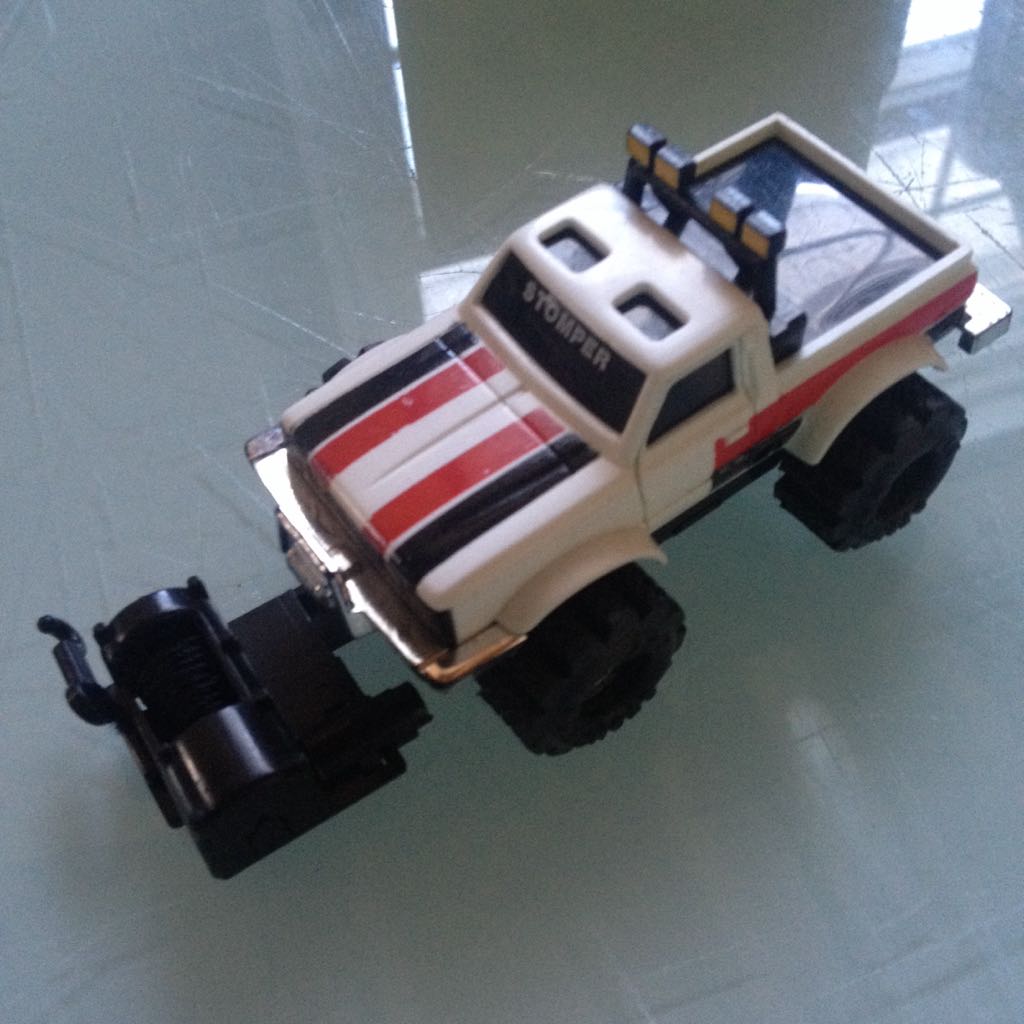 Apita Toyota GT 2000 Philippines - VIETNAM