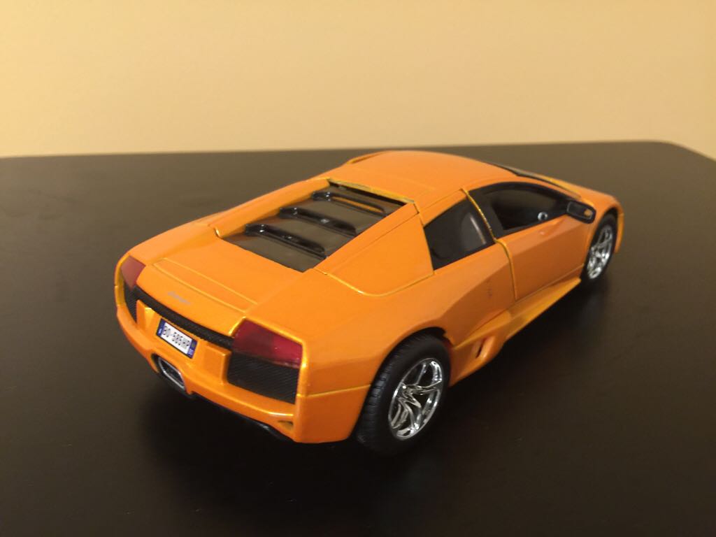 Lamborghini - Maisto Assembly Line toy car collectible - Main Image 2