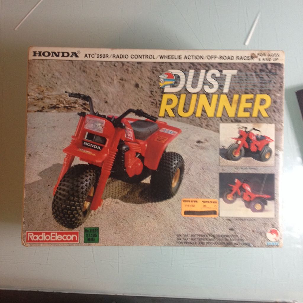Dust Runner - Shinsei toy car collectible - Main Image 2