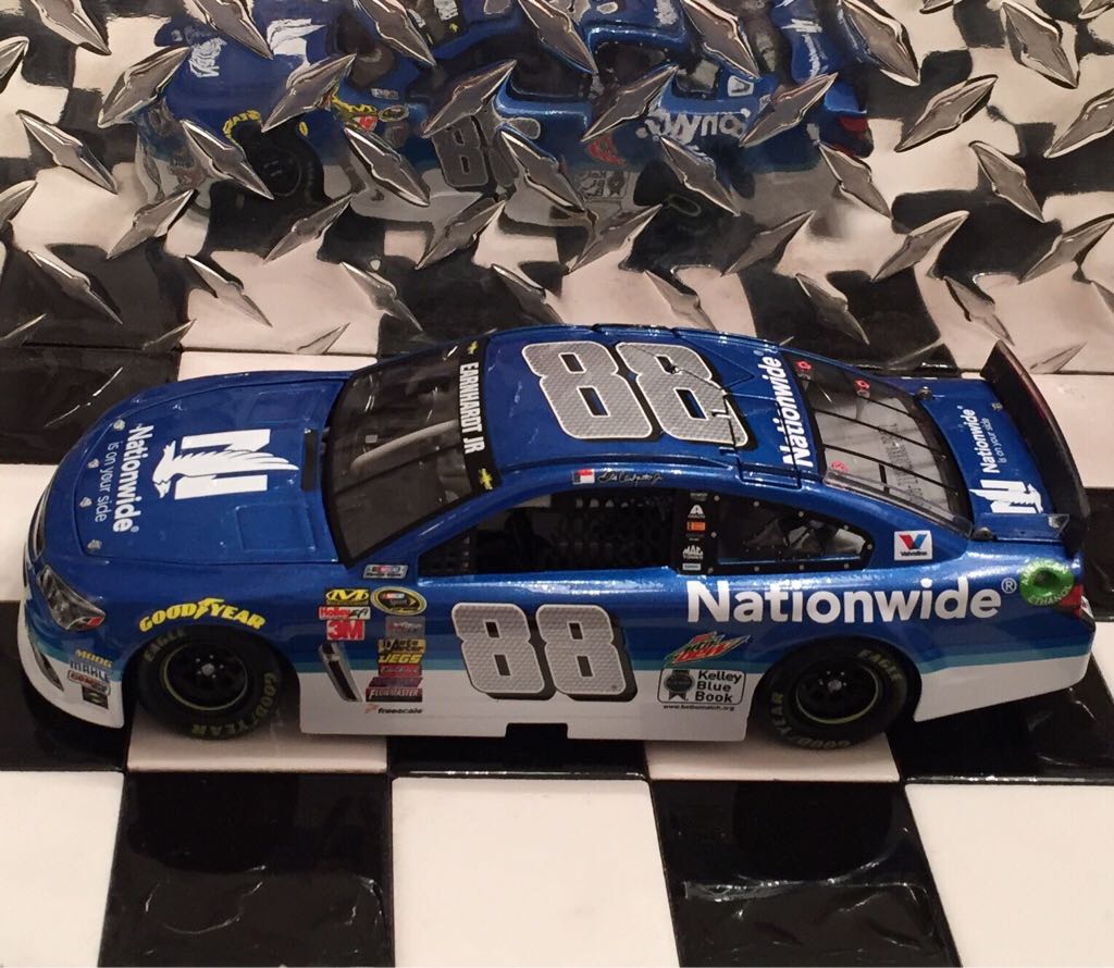 Dale Earnhardt Jr. - NASCAR Sprint Cup Series toy car collectible - Main Image 1