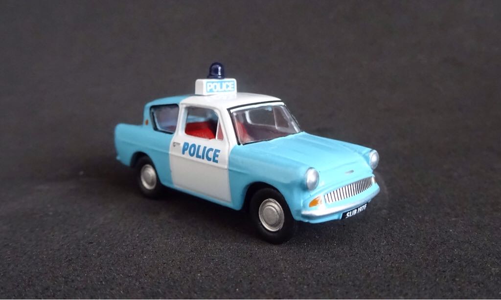 FORD ANGLIA POLICE  toy car collectible - Main Image 2