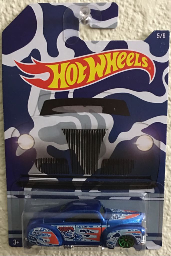 Tail Dragger  toy car collectible - Main Image 1