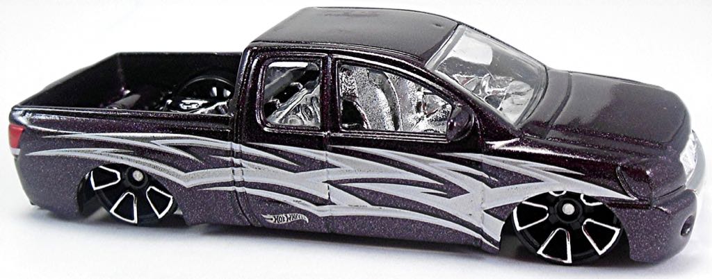 Nissan Titan  - HW Pack Flashfire toy car collectible - Main Image 2