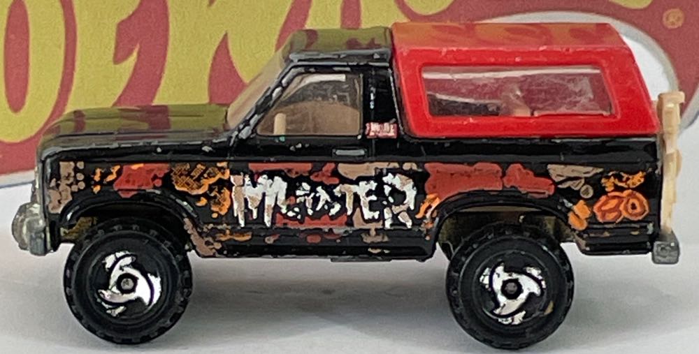 Bronco 4 Wheeler - Baja Blazer 5 Pack toy car collectible - Main Image 2