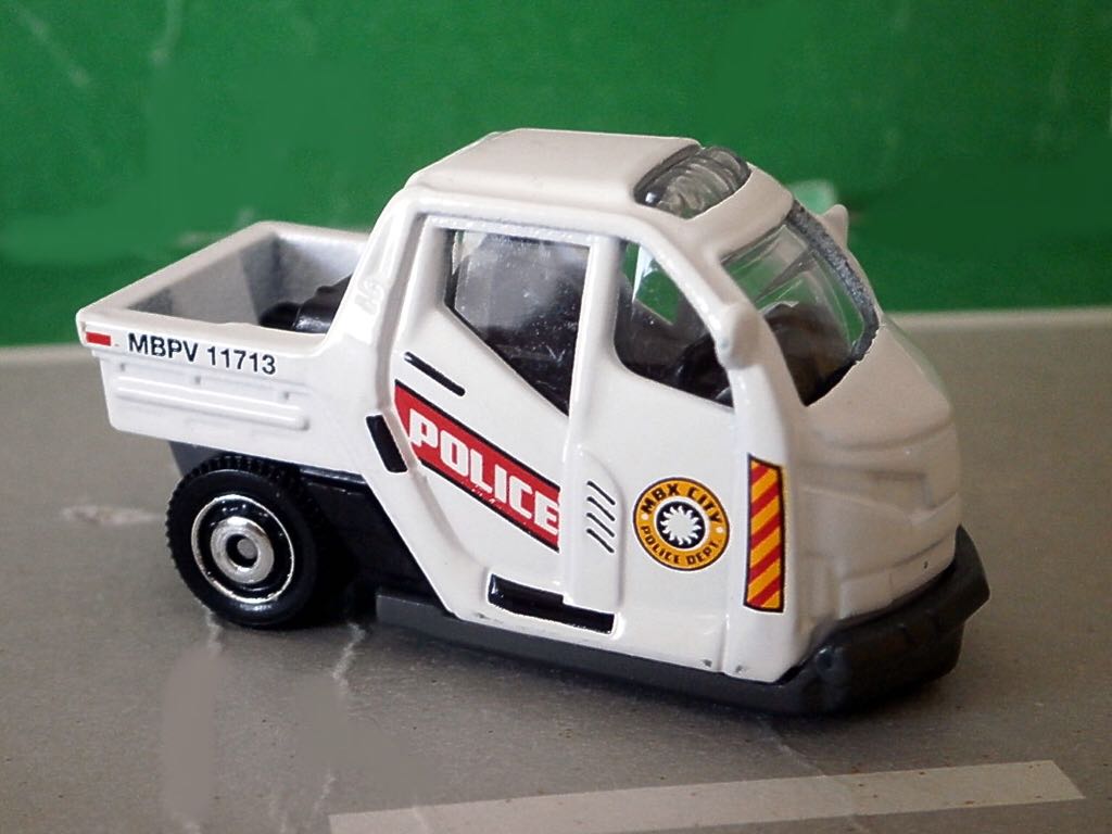 THREE WHEEL WINTER RACER