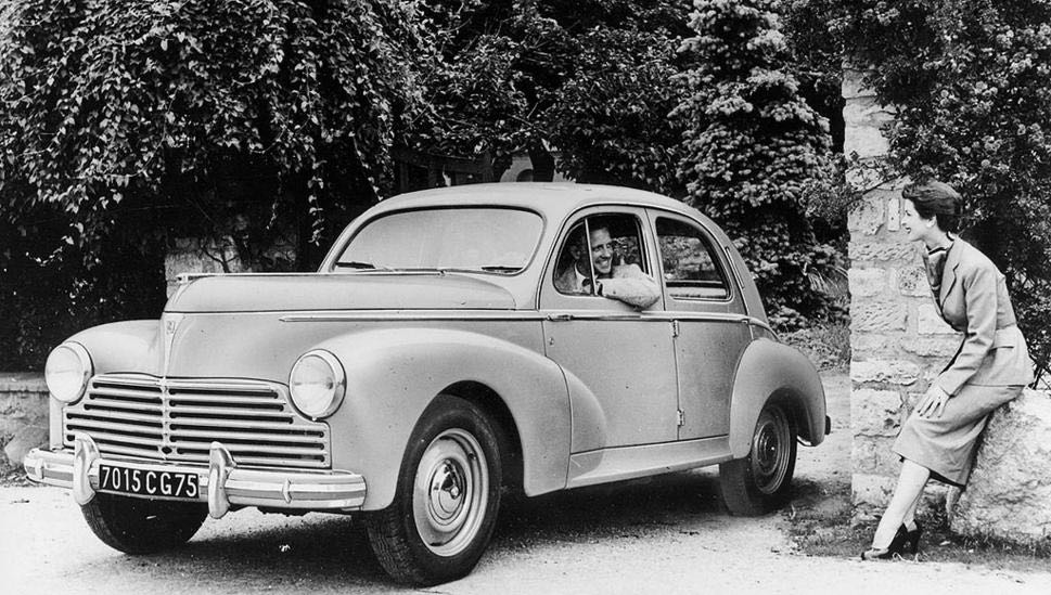 Peugeot 203 - 1290 cc toy car collectible - Main Image 4