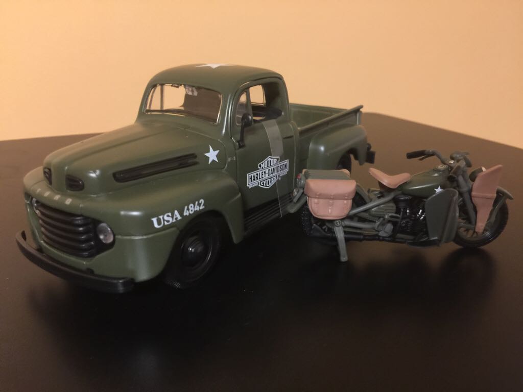 Ford - Maisto Harley Davidson toy car collectible - Main Image 1