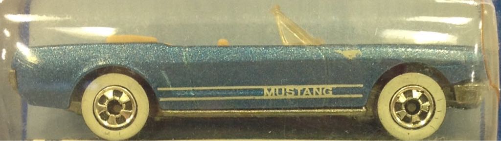 ’65 Mustang Convertible   toy car collectible - Main Image 2