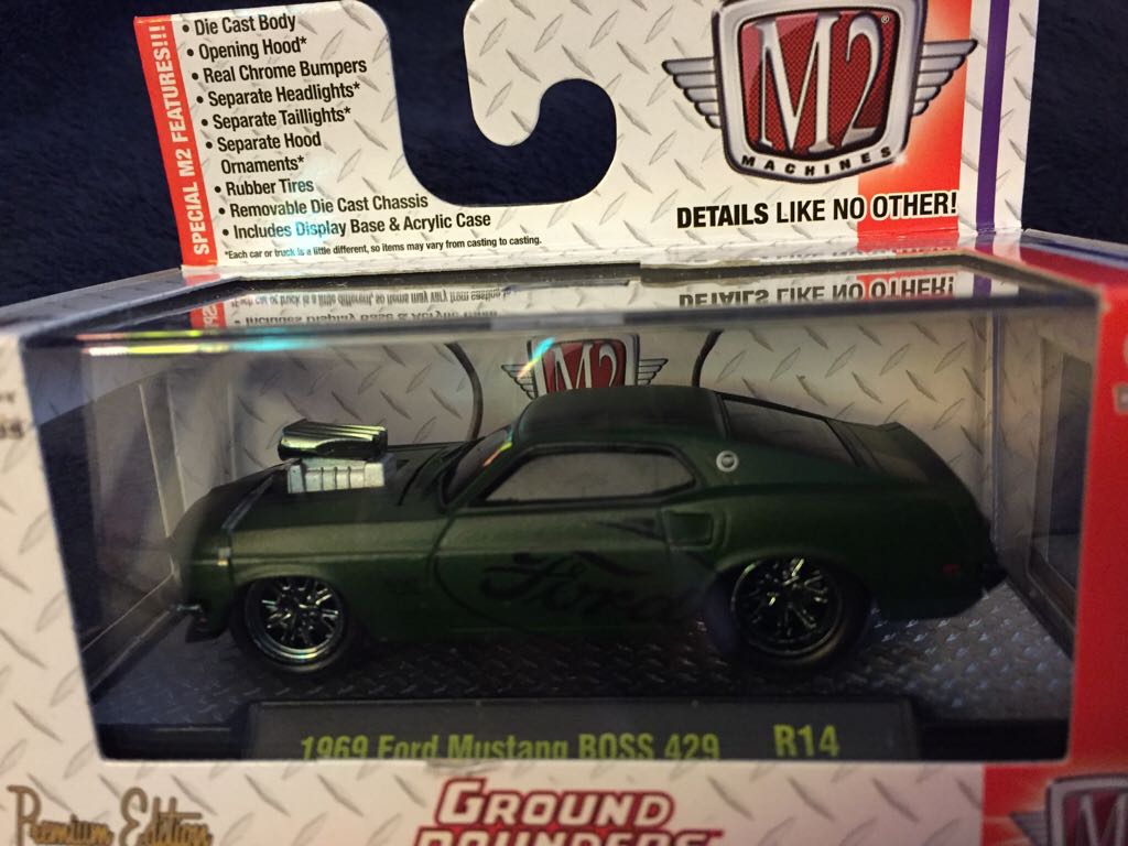 18.0 Tomy Blue Nissan Wingroad - CHINA