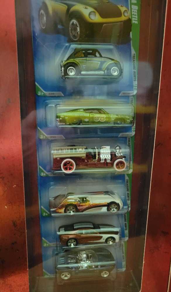 Baja Beetle - Trea$ure Hunt$ ‘10 toy car collectible - Main Image 4