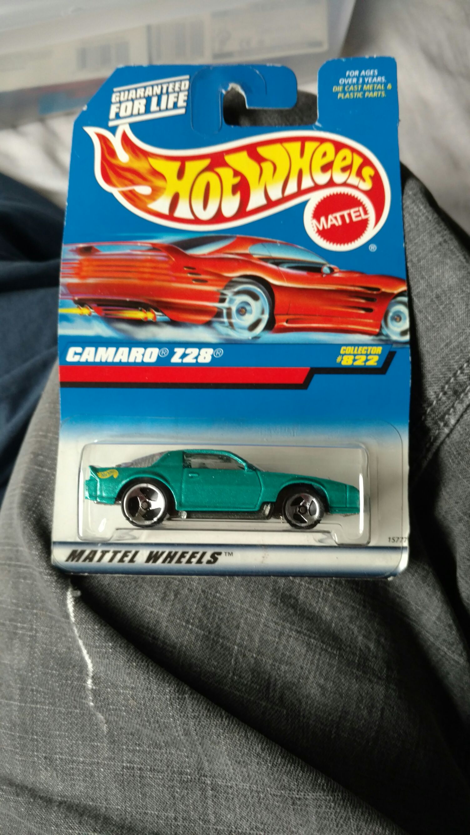 Camaro Z28 - Collector #822 toy car collectible - Main Image 1