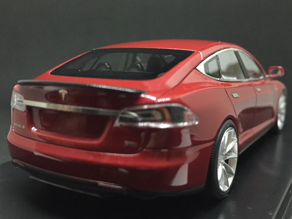 Tesla Model S - Schuco toy car collectible - Main Image 2