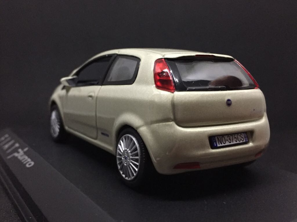 Fiat Punto - Norev toy car collectible - Main Image 2