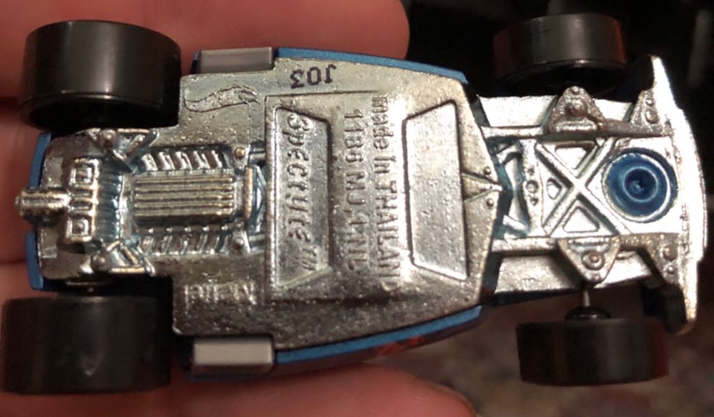 Captain America & Bucky - 7/8 - Spectype - ’16 Captain America toy car collectible - Main Image 2