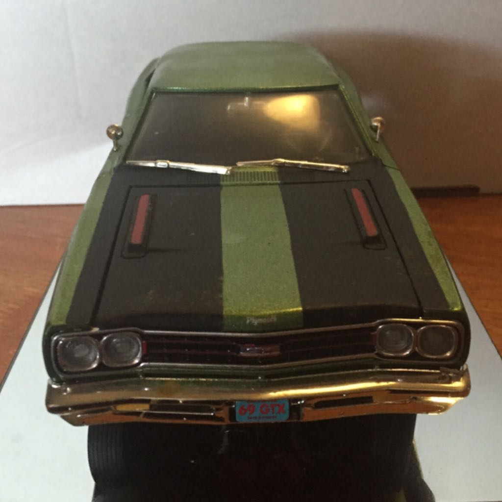 69 Plymouth GTX - Ertl toy car collectible - Main Image 2