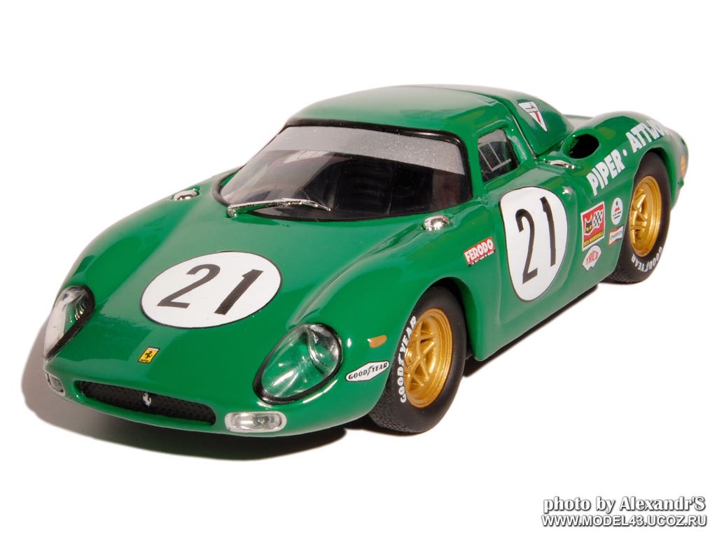 250 LM - Ferrari toy car collectible - Main Image 2