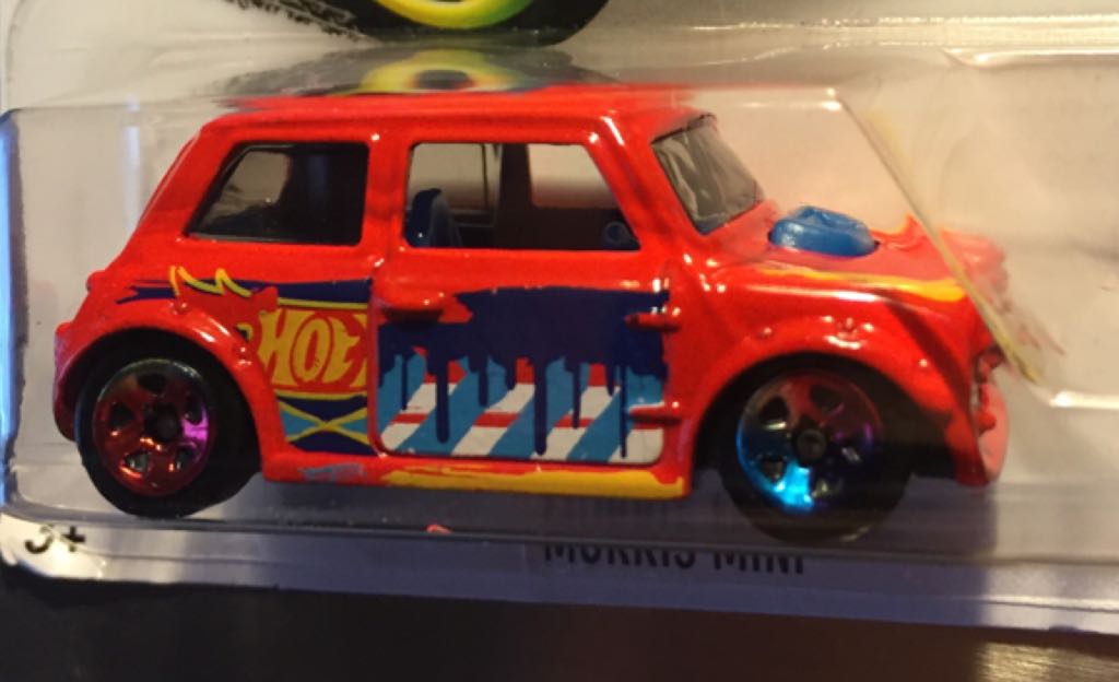 Morris Mini - HW Arts Cars toy car collectible - Main Image 2