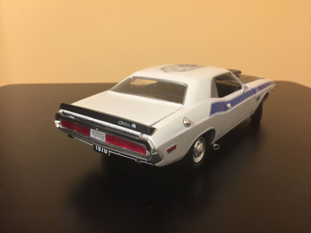 Dodge - M2 Machines toy car collectible - Main Image 2