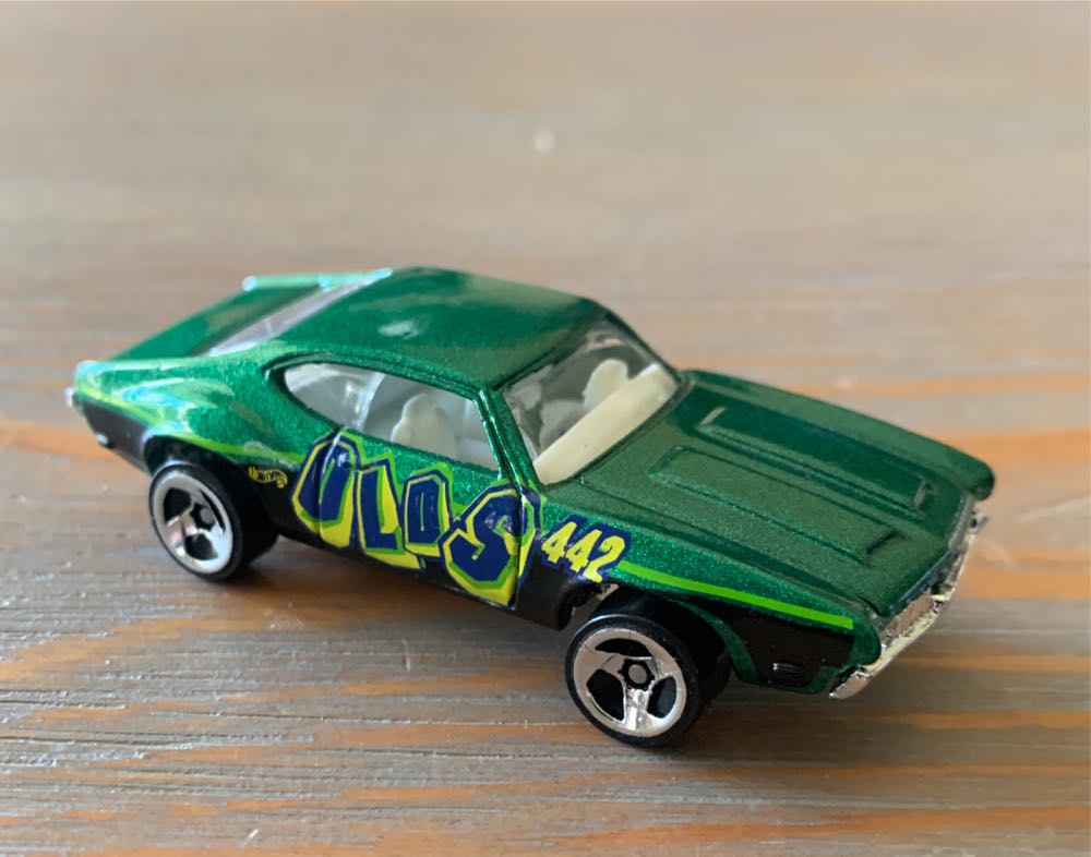 Olds 442  toy car collectible - Main Image 2