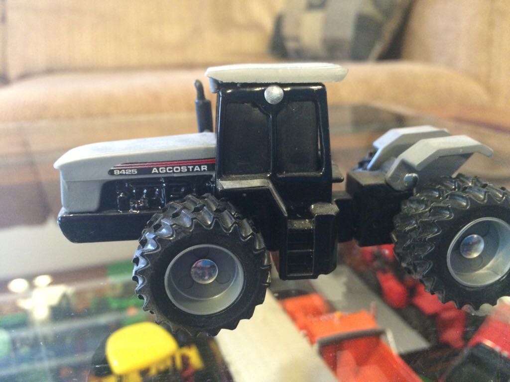 Agcostar 8425  toy car collectible - Main Image 1