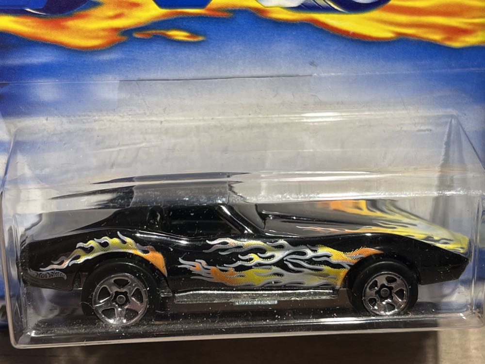 2001 #135 Corvette Stingray toy car collectible - Main Image 2