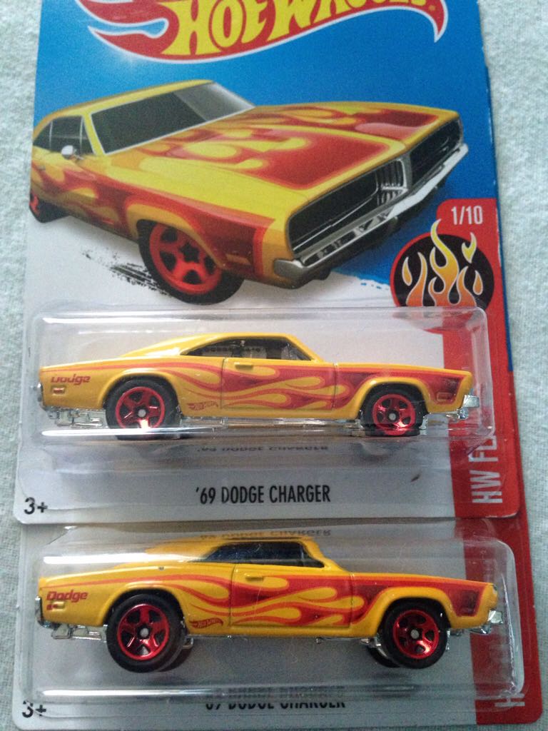 ’69 Dodge Charger - Night Burnerz - Zamac toy car collectible - Main Image 1