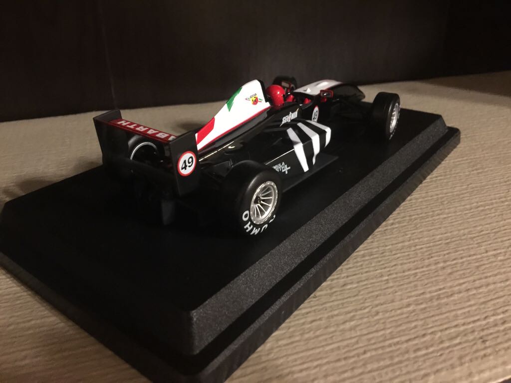 Abarth - Bburago toy car collectible - Main Image 2