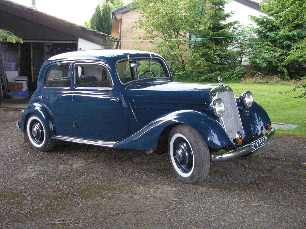 Mercedes-Benz W136 Taxi Berlín - 1700 cc toy car collectible - Main Image 2