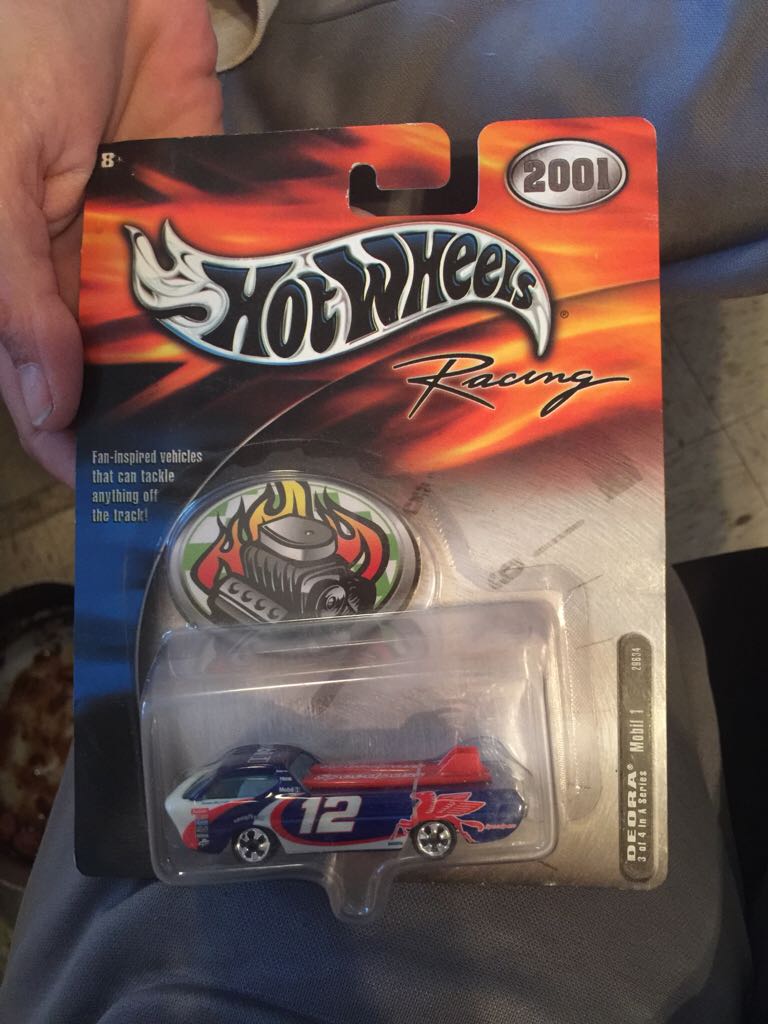Deora  toy car collectible - Main Image 1