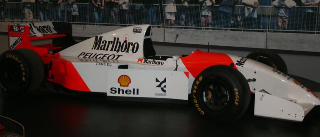 Mclaren MP 4-9 Peugeot - F1 toy car collectible - Main Image 2