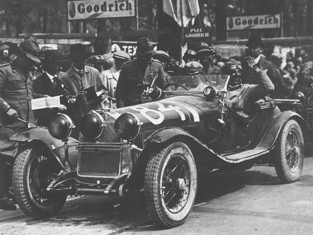 Alfa Romeo 6C 1750GS - 1752 cc toy car collectible - Main Image 2