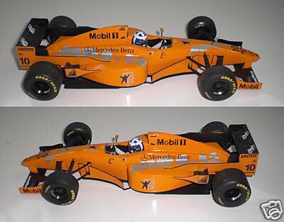 Mclaren MP4-12 Test Car #10 - F1 toy car collectible - Main Image 2