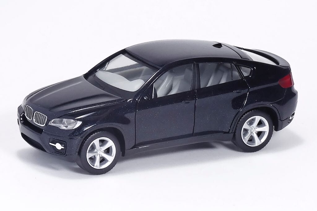 BMW X6 Welly - BMW toy car collectible - Main Image 2