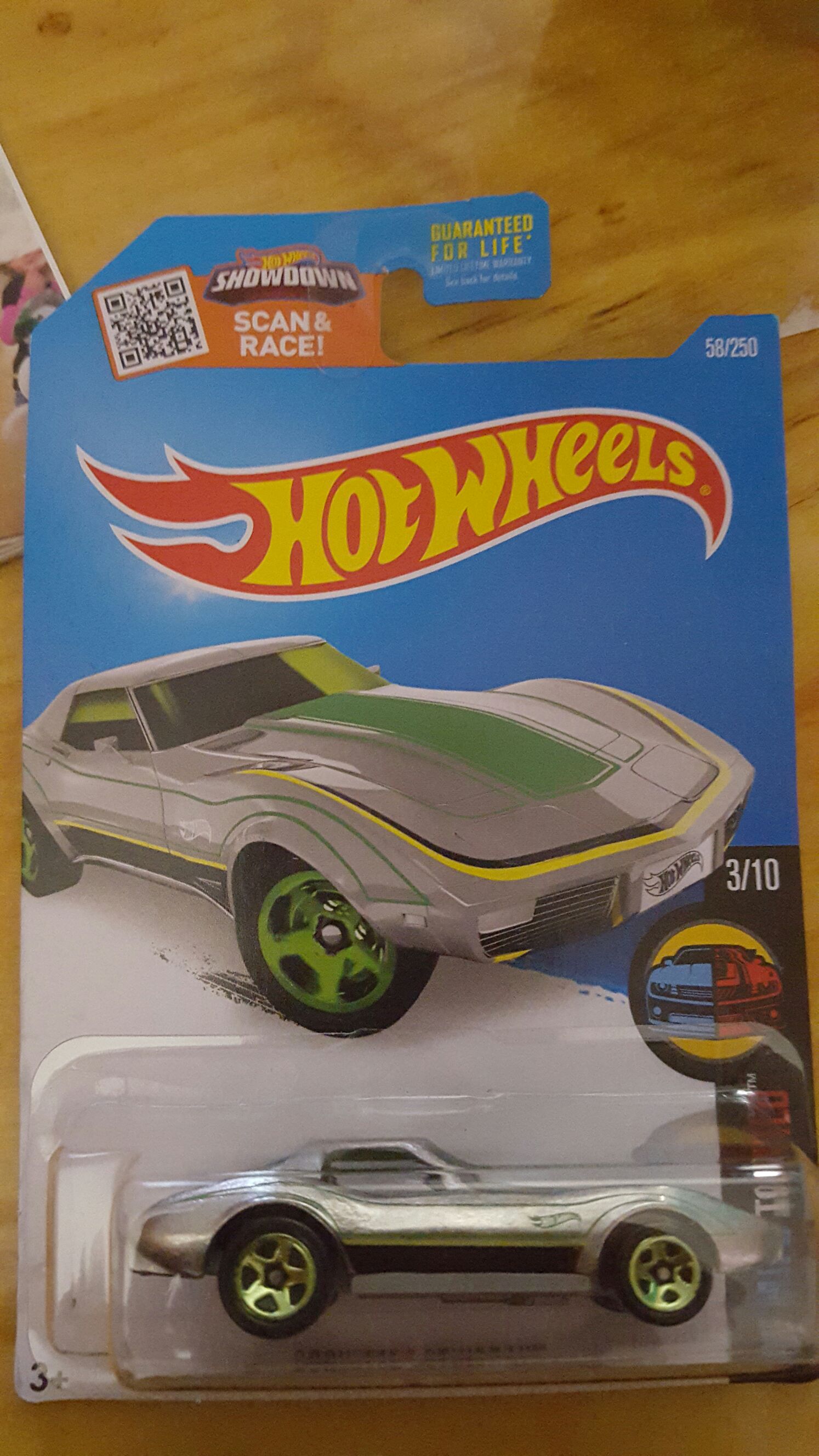 Maisto AG Service Spray Truck