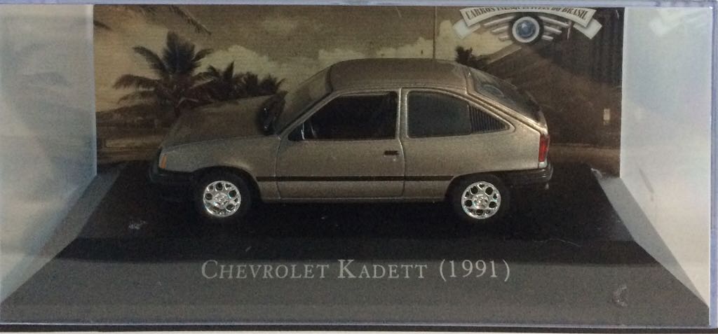 Chevrolet Kadett (1991) - Carros Inesqueciveis Do Brasil toy car collectible - Main Image 2