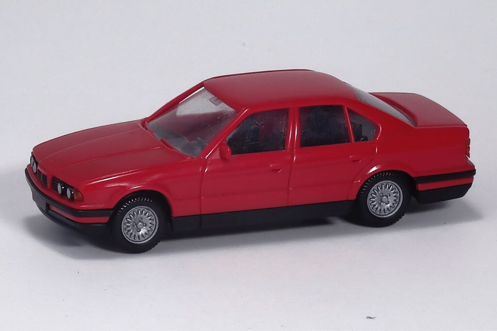 BMW 520i - BMW toy car collectible - Main Image 2
