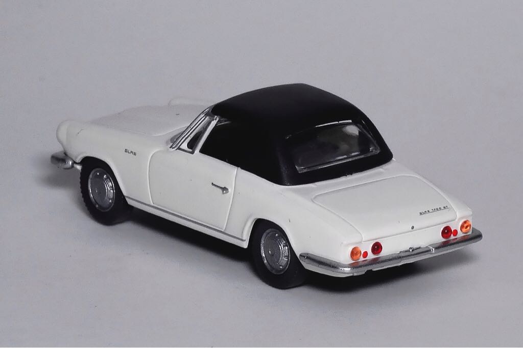 1700 GT Cabrio - Glas toy car collectible - Main Image 2