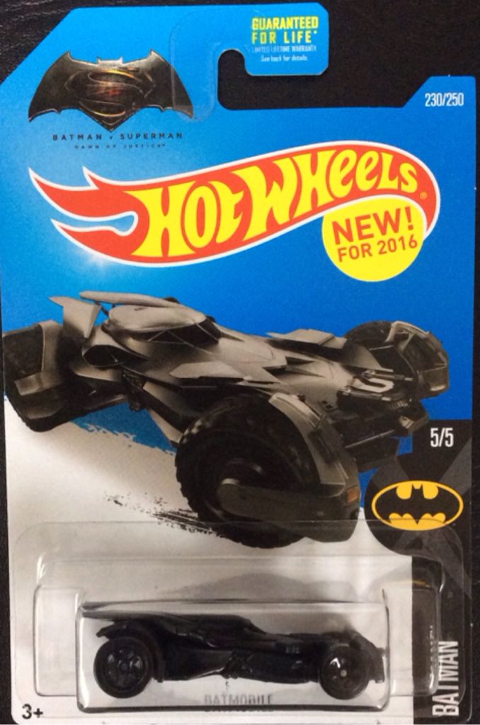Batmobile - ’16 Batman toy car collectible - Main Image 1