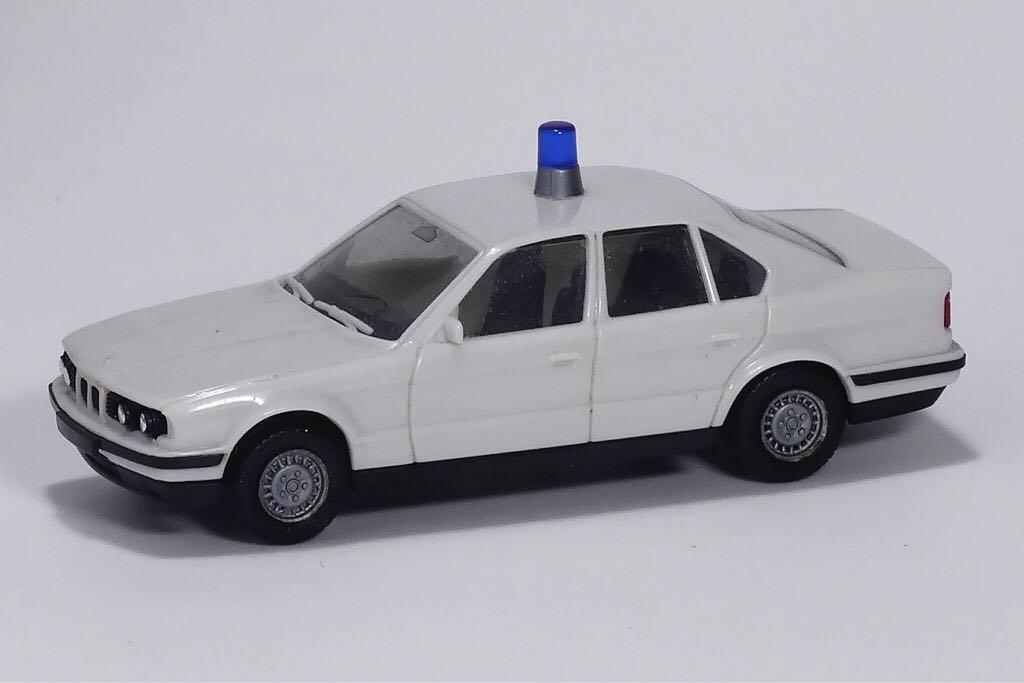 BMW 5er - BMW toy car collectible - Main Image 2