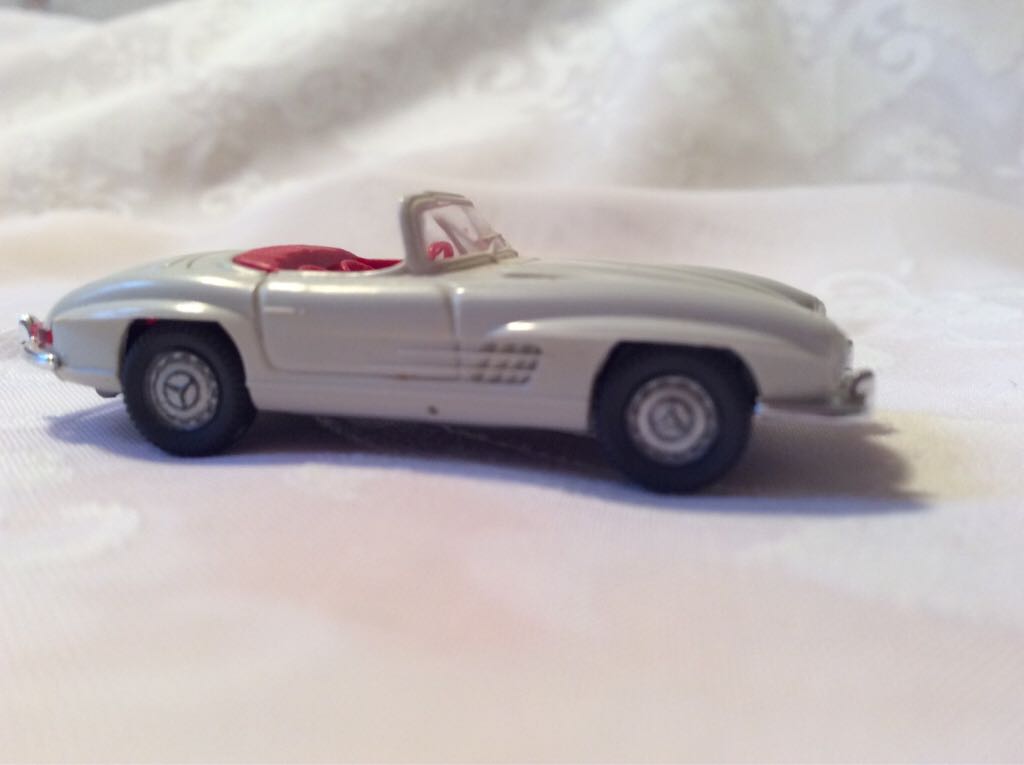 Mclaren MP4-26 Button