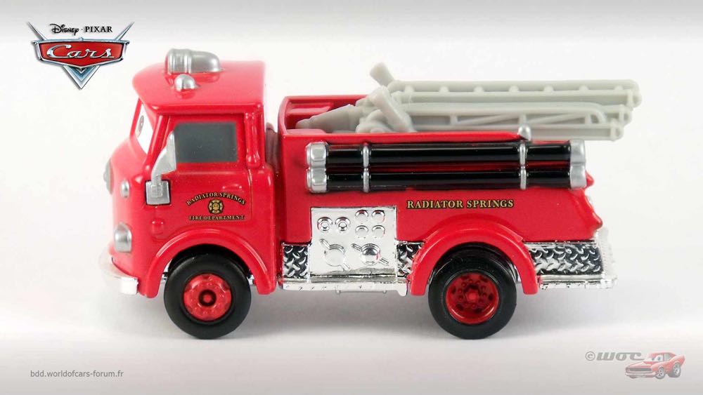 Red - (2006 - Desert) MOVIE MOMENTS (9) toy car collectible - Main Image 4