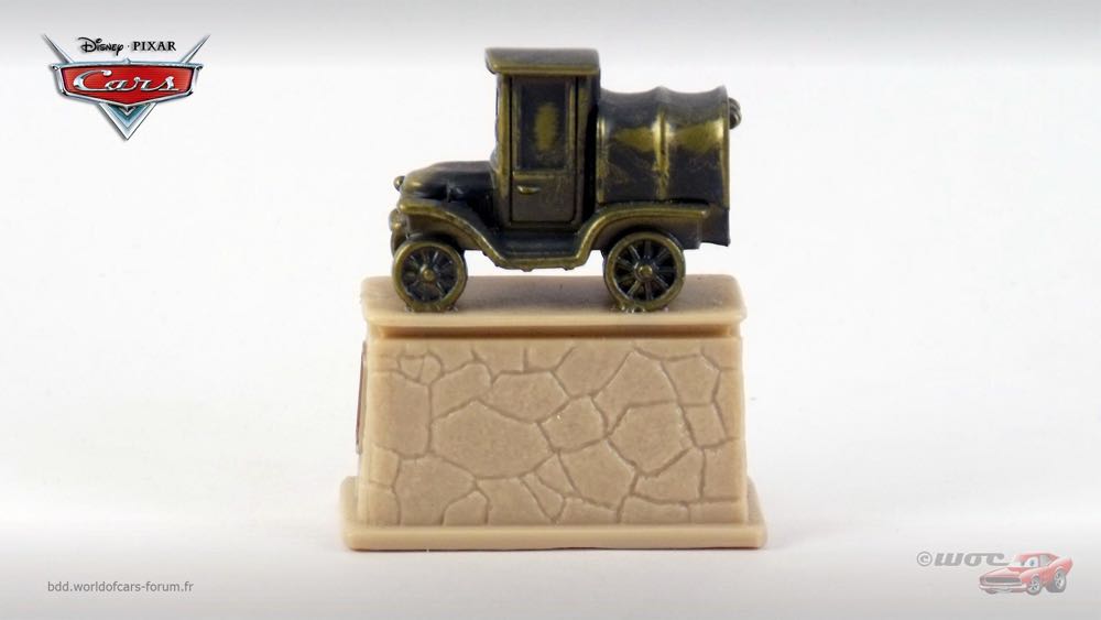 Stanley - (2006 - Desert) MOVIE MOMENTS (9) toy car collectible - Main Image 4