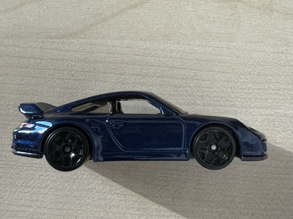 Porsche 911 GT2 - Multipack Exclusive - 2025 toy car collectible - Main Image 3