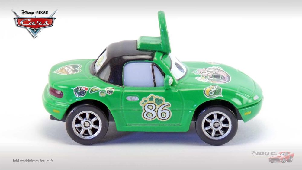 Chick Fan Mia - (2009 - Race O Rama) PACK OF 3 (39) toy car collectible - Main Image 3