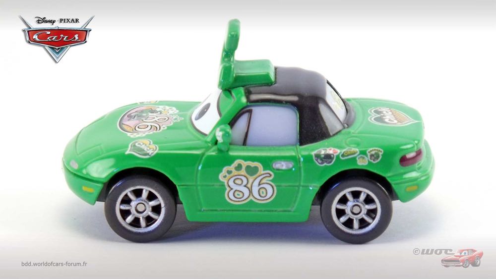 Chick Fan Mia - (2009 - Race O Rama) PACK OF 3 (39) toy car collectible - Main Image 4