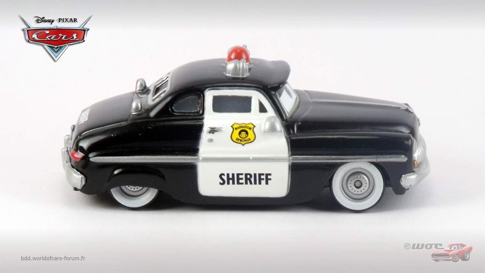 Sheriff - (2022 - Cars 2022-2024) MOVIE MOMENTS (58) toy car collectible - Main Image 3