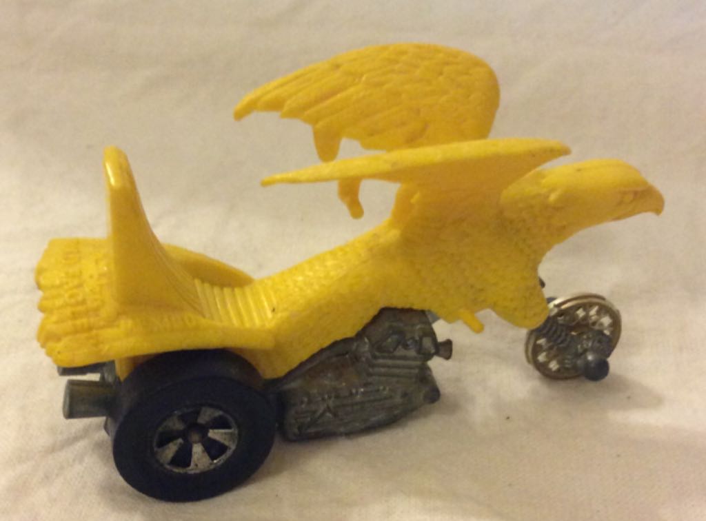 Bold Eagle - Hot Wheels RRRumblers toy car collectible - Main Image 2