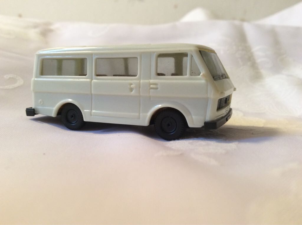 LT 28 Bus - VW toy car collectible - Main Image 1