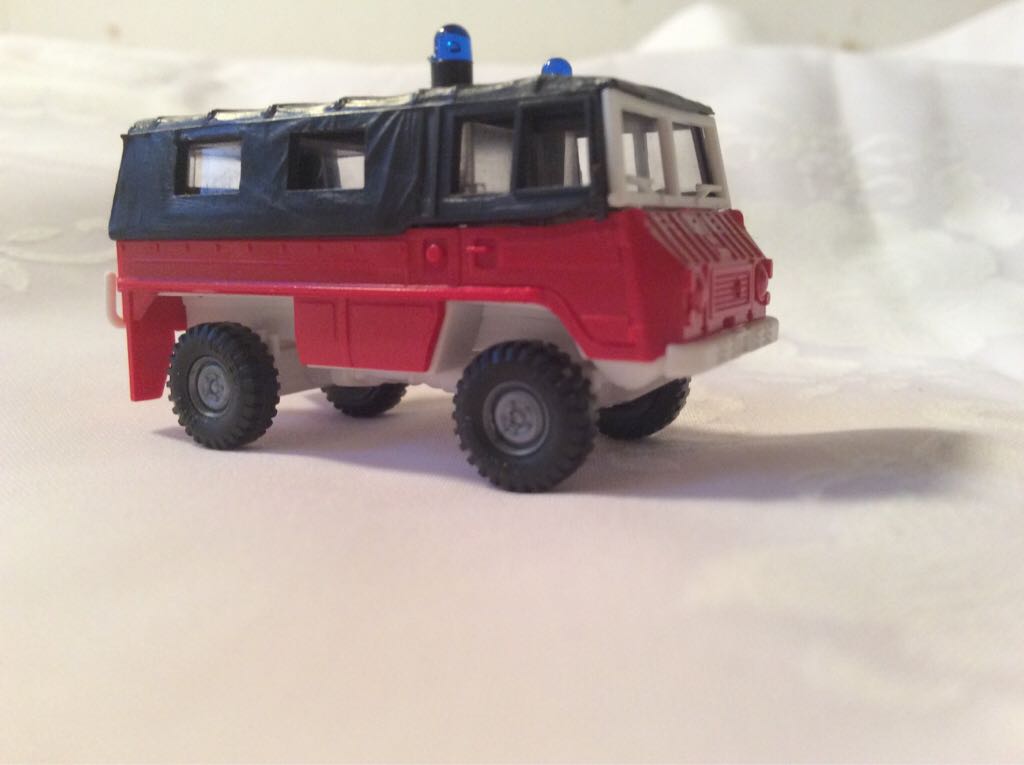 21303 AEC Box trailer (Bells whisky)