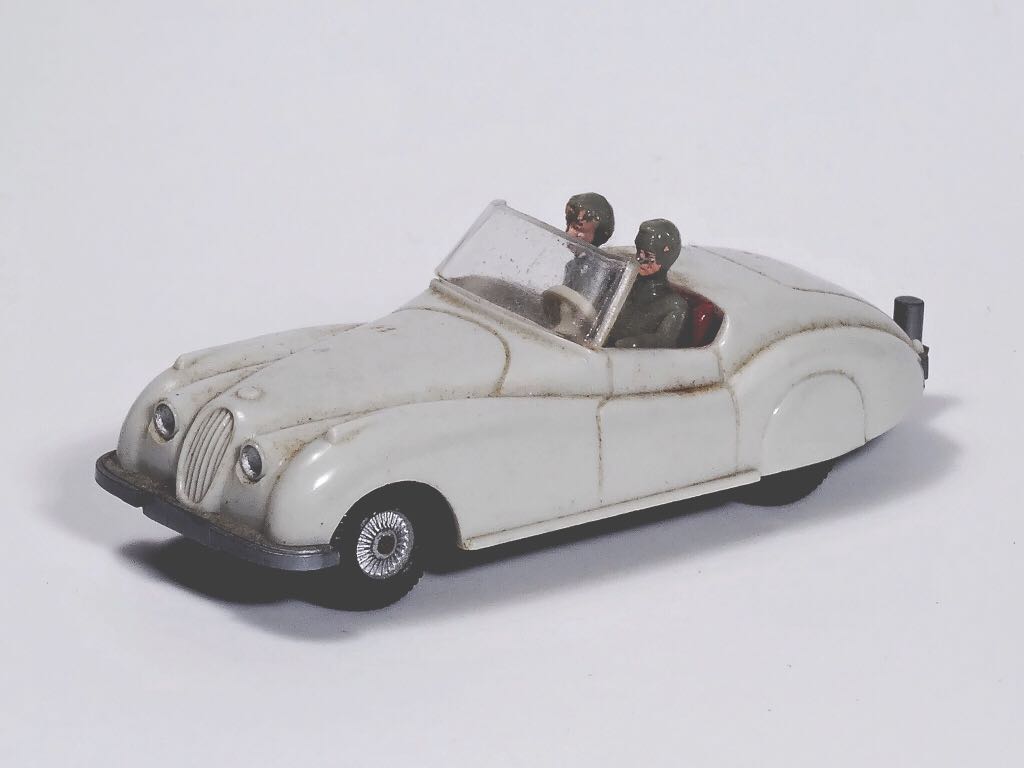 XK 120 (Sport) - Jaguar toy car collectible - Main Image 2